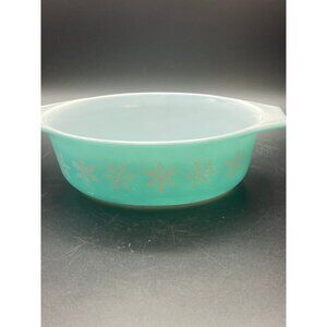 Pyrex Turquoise Snowflake Baking Dish